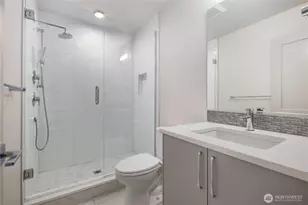 1123 18th Ave, Seattle, WA 98122 - Photo 16