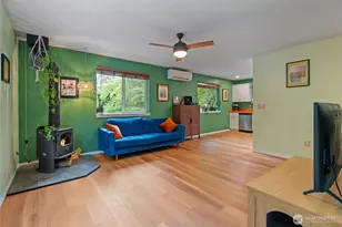 2026 Island Dr NW, Olympia, WA 98502 - Photo 6