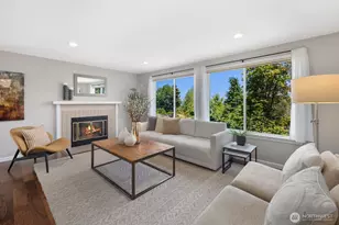 1520 NE 89th St, Seattle, WA 98115 - Photo 2