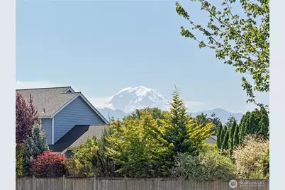 3284 Meadow Park Avenue, Enumclaw, WA 98022 - Photo 2