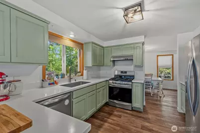 1273 NE Riksen Way, Oak Harbor, WA 98277 - Photo 10