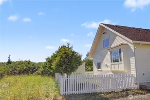 493 Ocean Spray St SW, Ocean Shores, WA 98569 - Photo 2