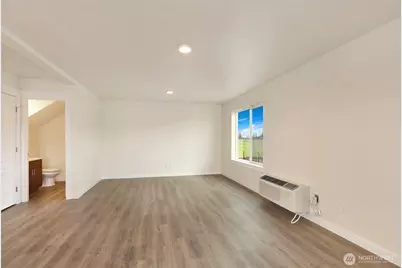 404 Front Street, Sumas, WA 98295 - Photo 12