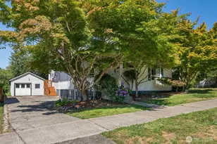6717 26th Ave NW, Seattle, WA 98117 - Photo 2