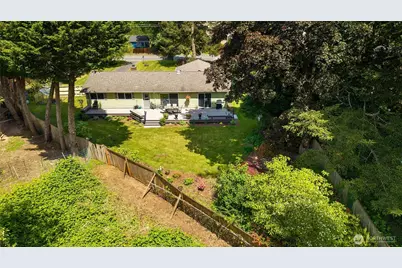 975 Front Street S, Issaquah, WA 98027 - Photo 34