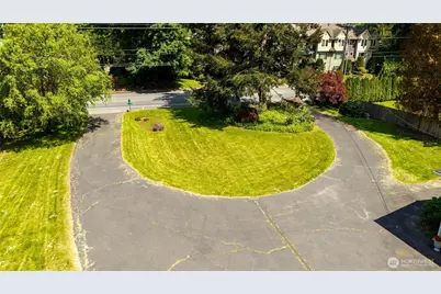 975 Front Street S, Issaquah, WA 98027 - Photo 38