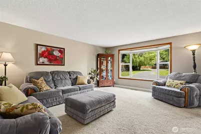 975 Front Street S, Issaquah, WA 98027 - Photo 6