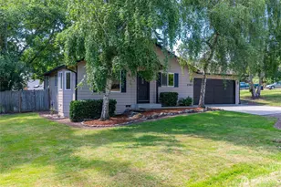 2165 Norman Dr, Oak Harbor, WA 98277 - Photo 1