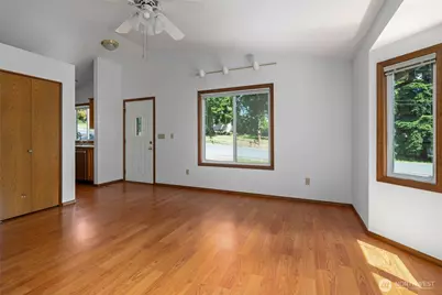 2165 Norman Drive, Oak Harbor, WA 98277 - Photo 6