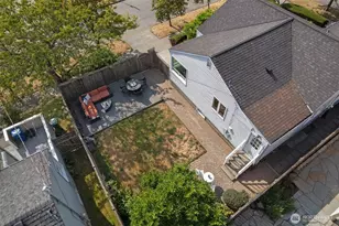 1701 N 82nd St, Seattle, WA 98103 - Photo 28