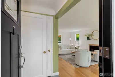 1701 N 82nd Street, Seattle, WA 98103 - Photo 4