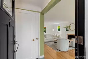 1701 N 82nd St, Seattle, WA 98103 - Photo 4