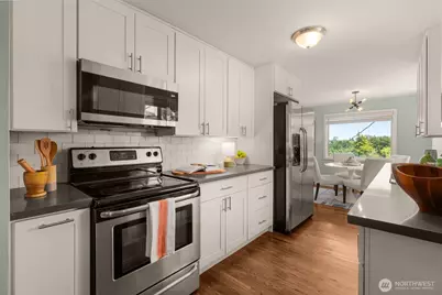 5423 31st Avenue SW, Seattle, WA 98126 - Photo 10