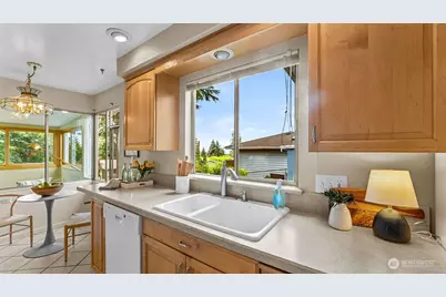 5059 116th Avenue SE, Bellevue, WA 98006 - Photo 18