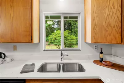 8811 187th Street NE, Bothell, WA 98011 - Photo 12