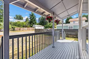 1424 West Ave, Port Orchard, WA 98366 - Photo 2