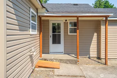9802 35th Avenue SW, Seattle, WA 98126 - Photo 2