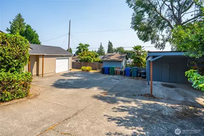 9802 35th Avenue SW, Seattle, WA 98126 - Photo 6