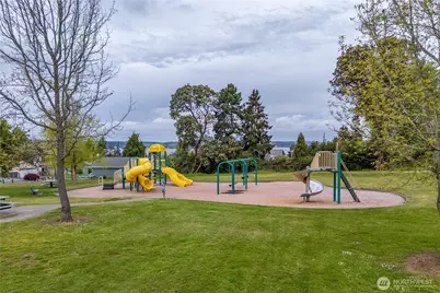 5006 Hyada Boulevard NE, Tacoma, WA 98422 - Photo 40