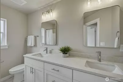 1711 12th Street #B, Everett, WA 98201 - Photo 18