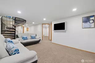 8016 Pacific Hwy S, Federal Way, WA 98003 - Photo 26