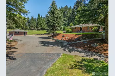 8016 Pacific Highway S, Federal Way, WA 98003 - Photo 40