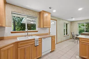8016 Pacific Hwy S, Federal Way, WA 98003 - Photo 12