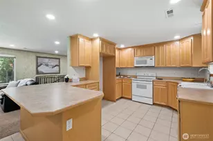8016 Pacific Hwy S, Federal Way, WA 98003 - Photo 10