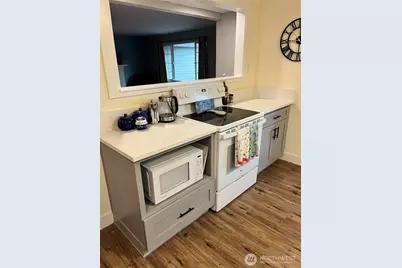 1821 N Bennett Street, Tacoma, WA 98406 - Photo 10