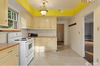 4729 Mount View Drive S, Seattle, WA 98108 - Photo 10