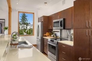 363 Ambrose Ln NW, Bainbridge Island, WA 98110 - Photo 18