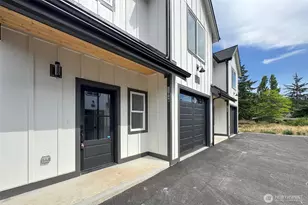 1104 W Lauridsen Blvd, Port Angeles, WA 98363 - Photo 2