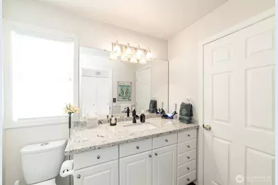 2443 55th Avenue SW #2A, Seattle, WA 98116 - Photo 12