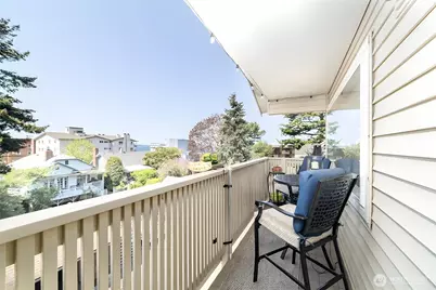 2443 55th Avenue SW #2A, Seattle, WA 98116 - Photo 6