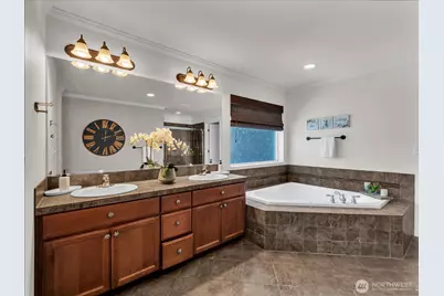 23009 36th Dr SE, Bothell, WA 98021 - Photo 16