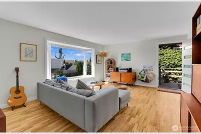 5625 SW Teig Place, Seattle, WA 98116 - Photo 4