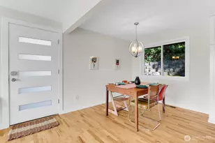 5625 SW Teig Pl, Seattle, WA 98116 - Photo 12