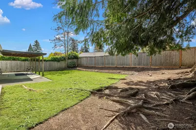 1067 Anacortes Avenue NE, Renton, WA 98059 - Photo 26