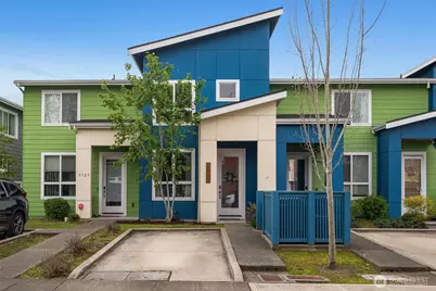 9725 10th Place SW, Seattle, WA 98106 - Photo 2