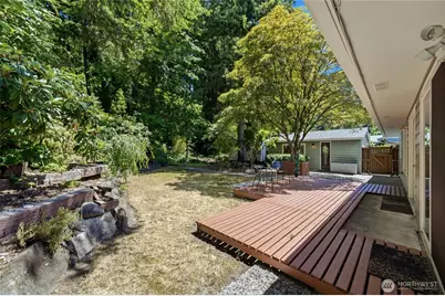 18350 Evanston Avenue N, Shoreline, WA 98133 - Photo 32