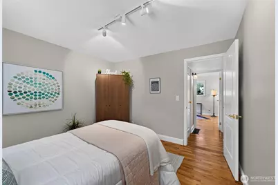 18350 Evanston Avenue N, Shoreline, WA 98133 - Photo 20