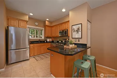 2801 NW 85th Street, Seattle, WA 98117 - Photo 6