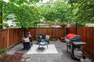 2801 NW 85th St, Seattle, WA 98117 - Photo 2