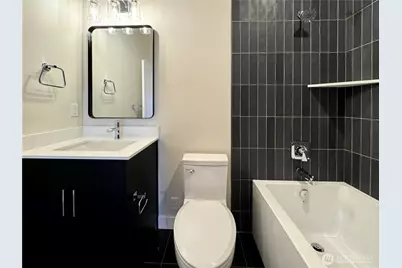 6905 42nd Avenue S #B, Seattle, WA 98118 - Photo 6