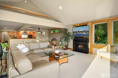 267 Shannon Drive SE, Bainbridge Island, WA 98110 - Photo 10