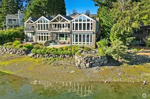 267 Shannon Dr SE, Bainbridge Island, WA 98110 - Photo 2