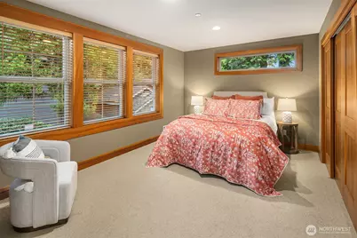 267 Shannon Drive SE, Bainbridge Island, WA 98110 - Photo 26