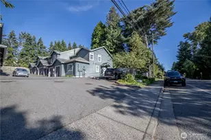15633 44th Ave W, Lynnwood, WA 98087 - Photo 2