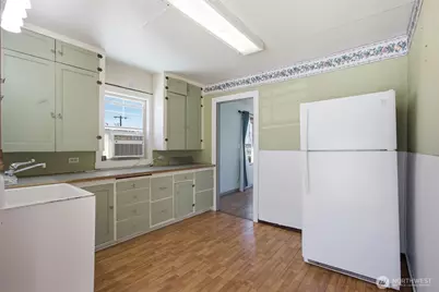 1921 Sunset Highway, East Wenatchee, WA 98802 - Photo 10