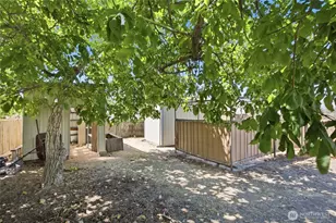 1921 Sunset Hwy, East Wenatchee, WA 98802 - Photo 34